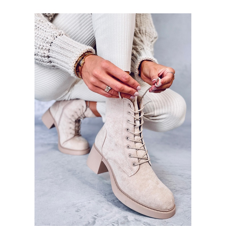 Béžové šněrovací kotníkové boty béžový 1
