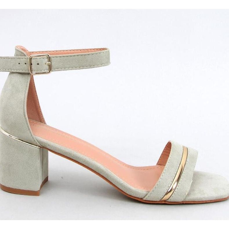 Zelené sandály na nízkém podpatku zelená 1 Zelené sandály na nízkém podpatku zelená 1