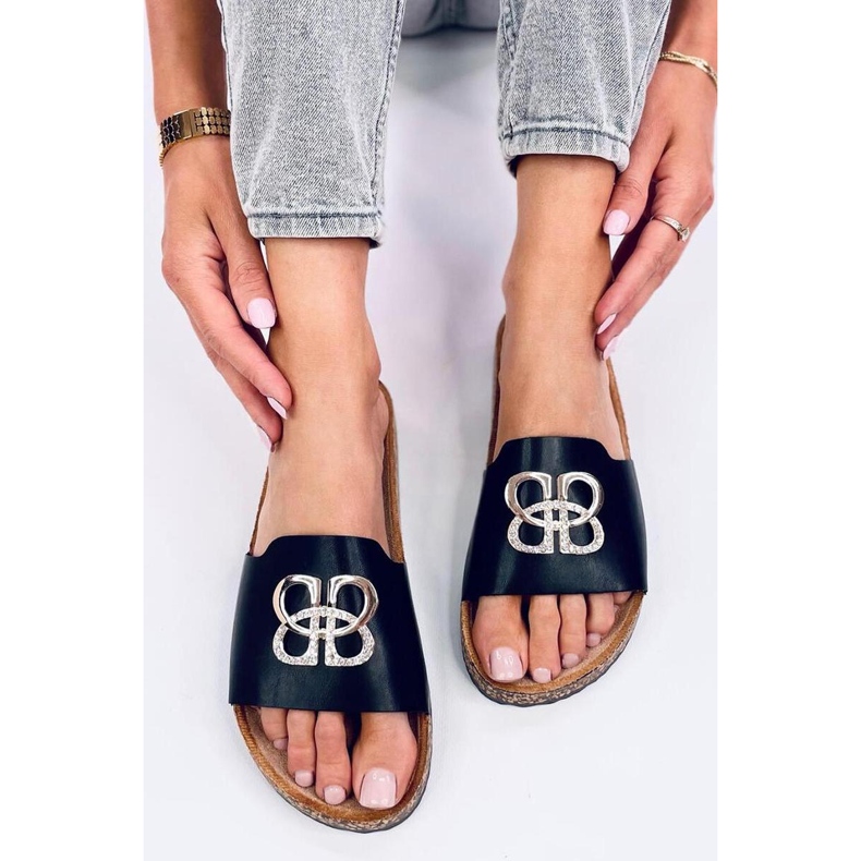 Korkové jezdce se zirkony Černé černá 1 Korkové jezdce se zirkony Černé černá 1