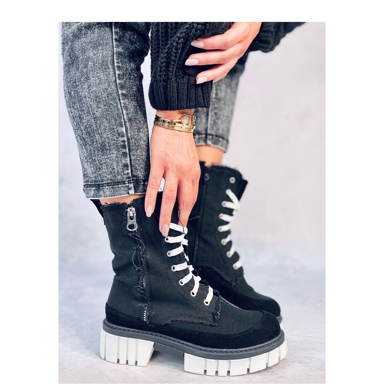 Plátěné kotníkové boty Vaugh Black s chráničem - Inello černá 2