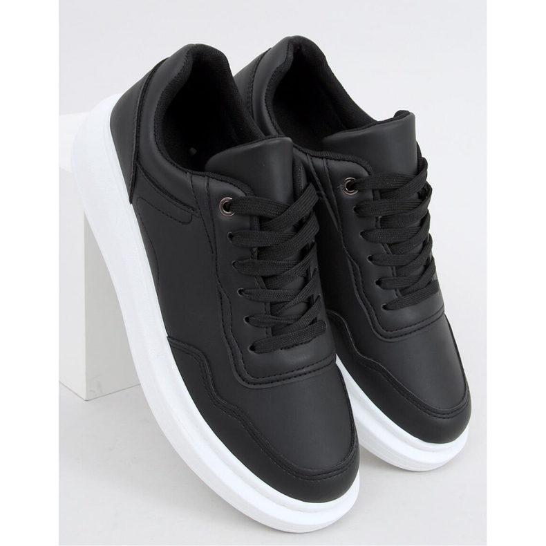 Dámská sportovní obuv Dora Black - Inello černá 1