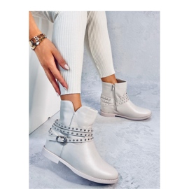 Stovall Béžové kotníkové boty na klínku - Inello béžový 2