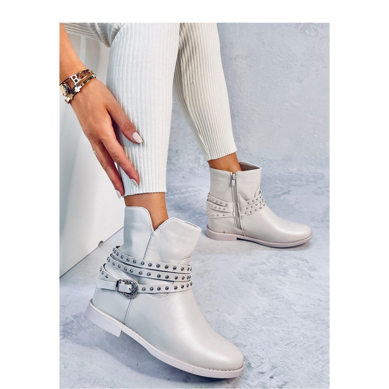 Stovall Béžové kotníkové boty na klínku - Inello béžový 2