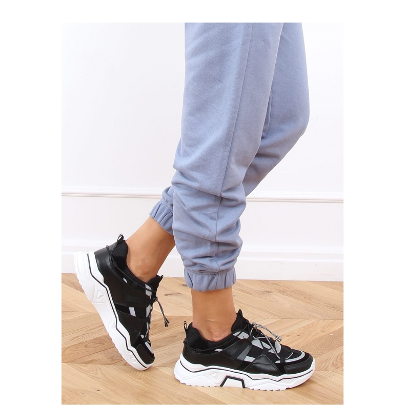 Černé sportovní boty TS-508 Black - Inello černá 2