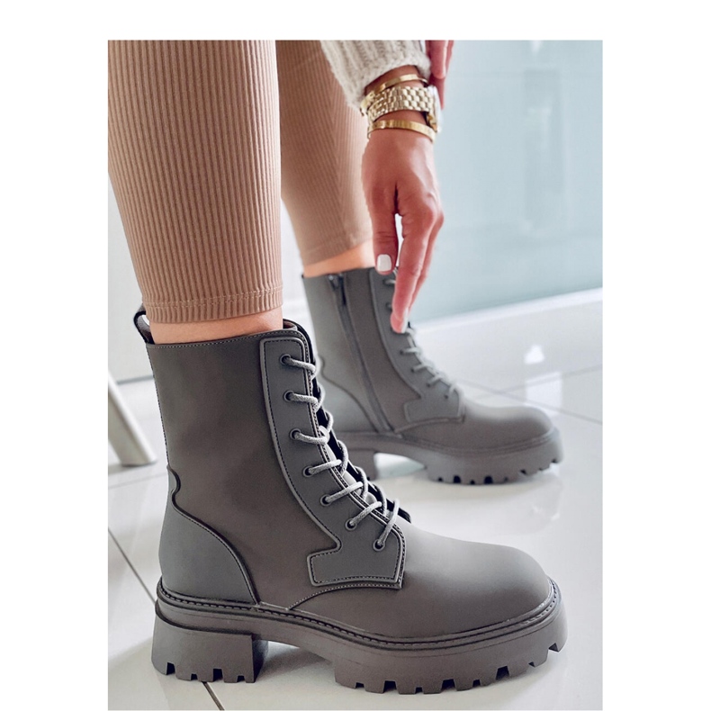 Šněrovací kotníkové boty Tamar Green - Inello zelená 2