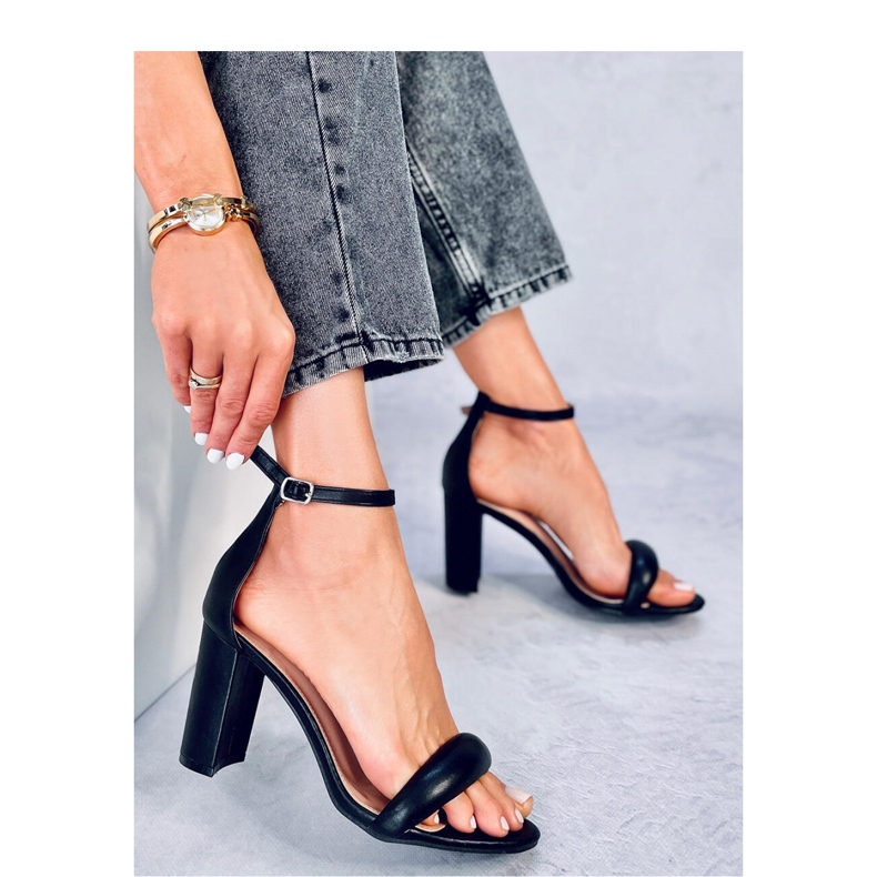 Jonah Black sandály na vysokém podpatku - Inello černá 1