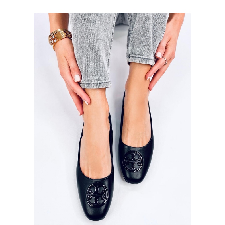 Elegantní balerínky Irvina Black - Inello černý 1