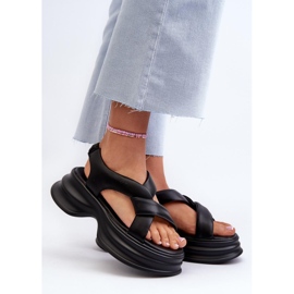 Step in style Sandály Model Goe NN2N4106 Black - Krok ve velkém stylu černý 1