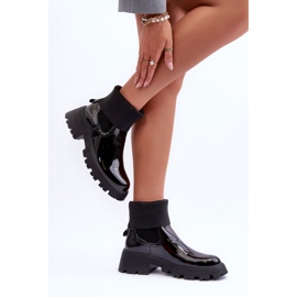 Chelsea boty Model Pavo DES925M Black Lakier - Step in style černý 2