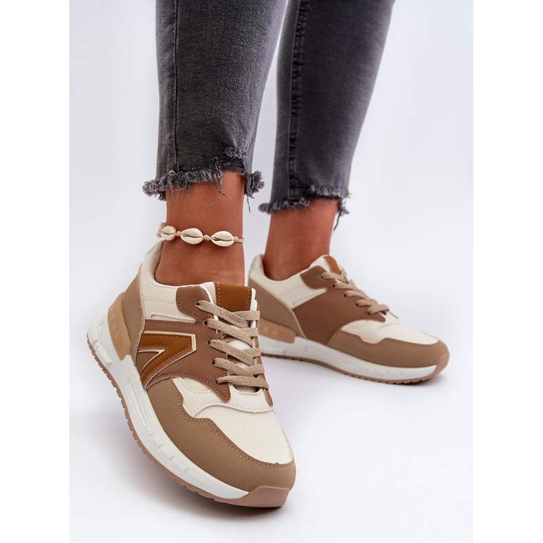 Hnědé sportovní boty na platformě hnědý 1 Hnědé sportovní boty na platformě hnědý 1