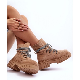 Dámské semišové kotníkové boty na platformě béžový 2