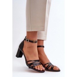 Step in style Sandály Model Enitia 24SD98-6768 Black - Krok ve velkém stylu černý 1