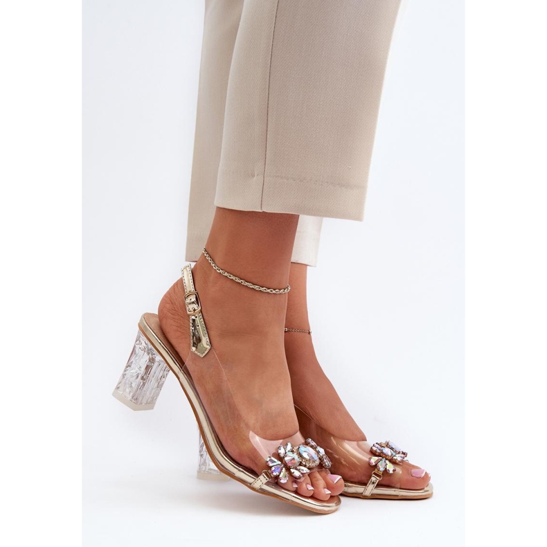 Step in style Sandály Model Da MR38-444 Gold - Krok ve velkém stylu žlutá 1