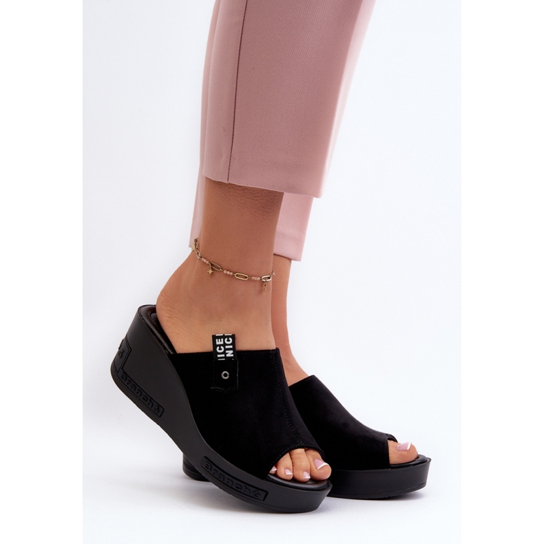 Step in style Sandálové žabky Model Vleni 58291 Black - Krok ve velkém stylu černá 1