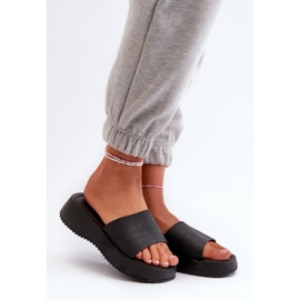 Step in style Sandálové žabky Model Vimarils 695-01 Black - Krok ve stylu černá 1