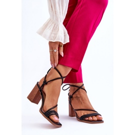 Sandály Model Seyna H8-380 Black - Step in style černý 1