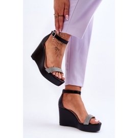 Step in style Sandály Model Arwen FY2648 Black - Krok ve velkém stylu černý 1