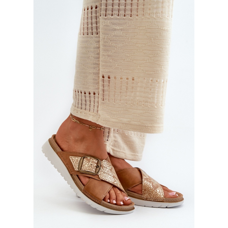 Step in style Sandálové žabky Model Inblu CN000032 Camel - Krok ve velkém stylu hnědý 1