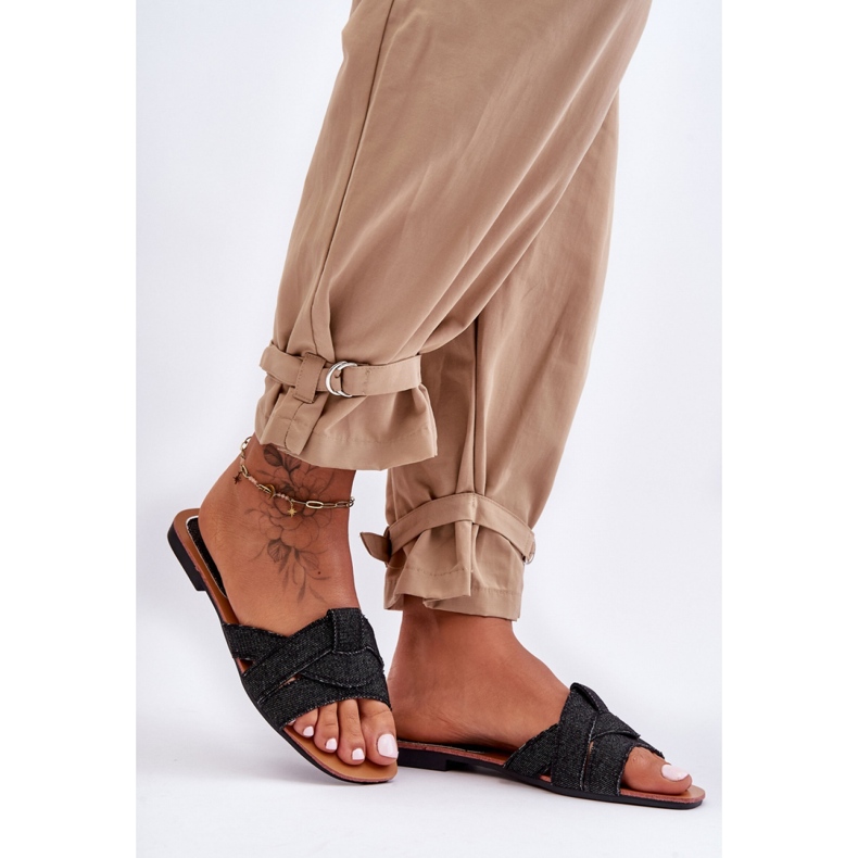 Step in style Sandálové žabky Model Aversa W-112 Black - Krok ve velkém stylu černý 2