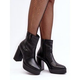 Step in style Boty Model Laura Messi 2690/100 Black - Krok ve velkém stylu černý 1