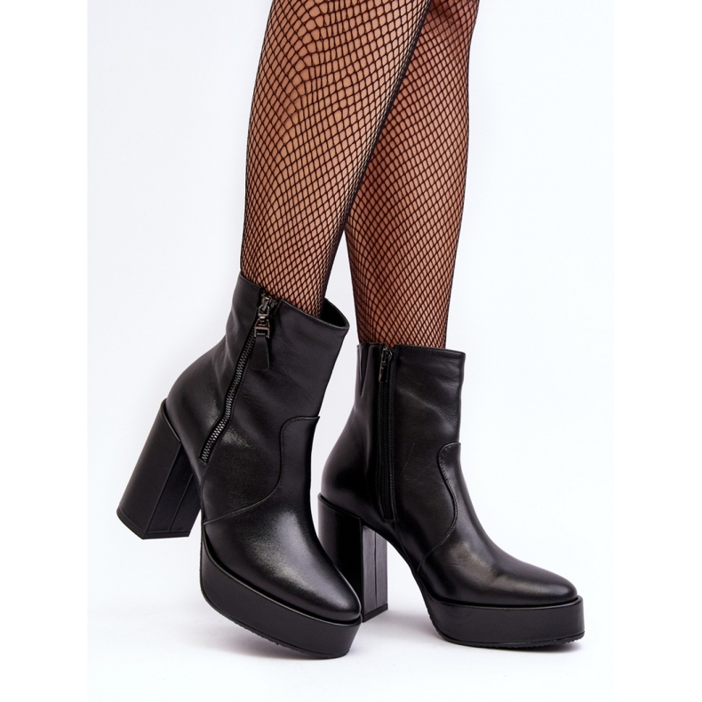 Step in style Boty Model Laura Messi 2690/100 Black - Krok ve velkém stylu černý 1