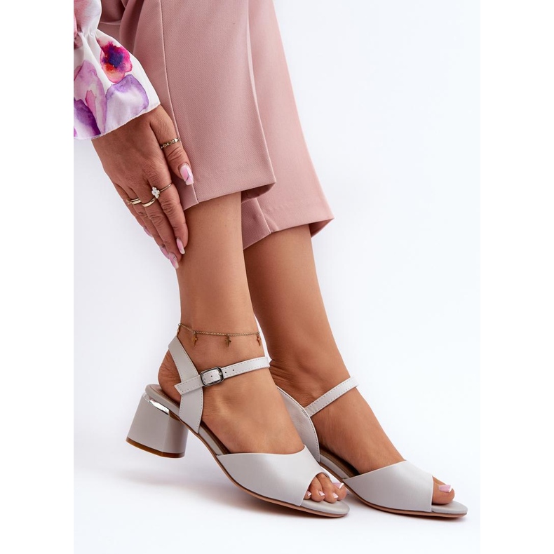 Step in style Sandály Model Sergio Leone SK876 Šedé - Krok ve velkém stylu šedá 1