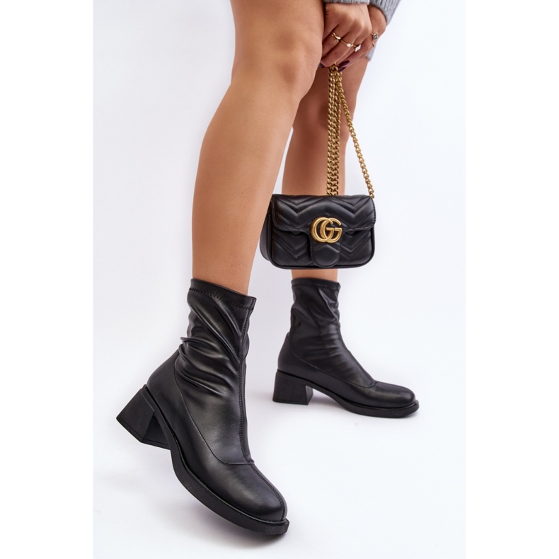 Step in style Boty Model Aphroteia 23BT35-6449 Black Leather - Krok ve stylu černý 1
