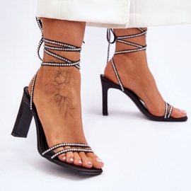 Sandály Model Nessy H8-508 Black - Step in style černý 1