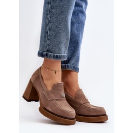 Semišové mokasíny Zazoo Dark Beige na vysokém podpatku béžový 1