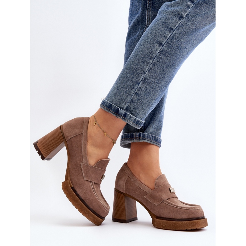 Semišové mokasíny Zazoo Dark Beige na vysokém podpatku béžový 2