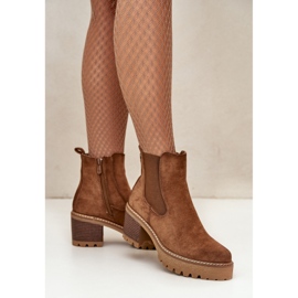 Semišové dámské kotníkové boty na vysokém podpatku hnědý 1