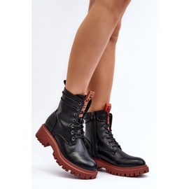 Step in style Trappery Model La.Fi 250045OR-LA Black - Krok ve stylu černý 1