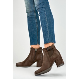 Dámské kozačky zateplené kožíškem 260034BR-SU hnědé hnědý 2 Dámské kozačky zateplené kožíškem 260034BR-SU hnědé hnědý 2