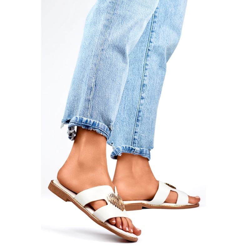 Dámské žabky zdobené srdcem KK-731W bílé bílý 1