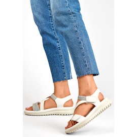 Dámské sandály BM051-3019-1W bílé bílý 1