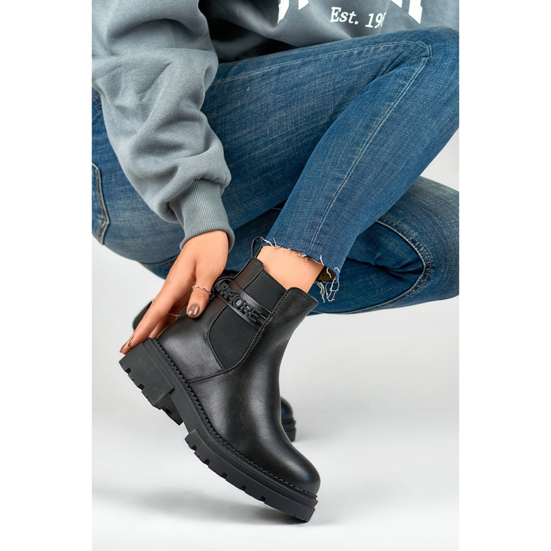 Chelsea boty Model 250005B-PU Black - PRIMO černý 1