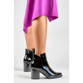 Kozačky Model Charlotte 260039B-LA Black Lacquer - PRIMO černý 2