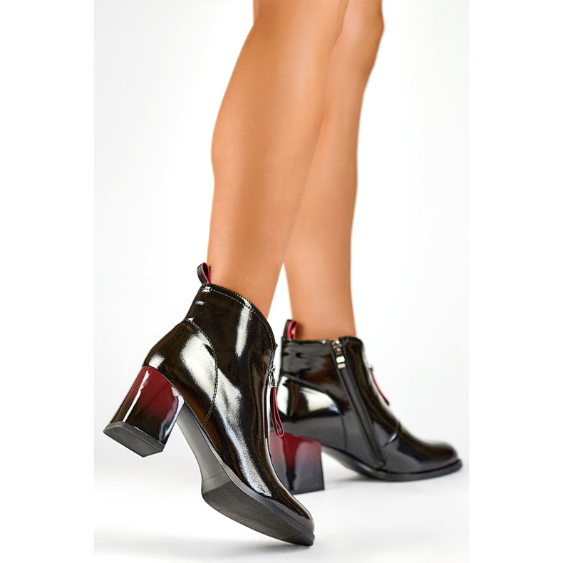 Dámské kozačky GD-FL2107B Lakovaná kůže černá 1 Dámské kozačky GD-FL2107B Lakovaná kůže černá 1