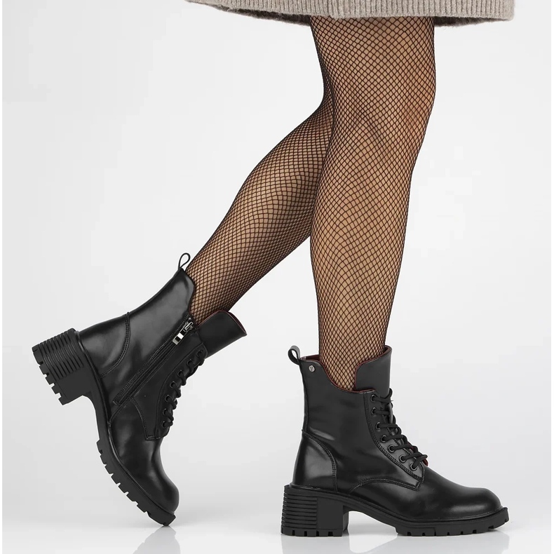 Kožené kotníkové boty Filippo DBT6501/24 Bk na vysokém podpatku, černé 1