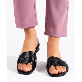 Černé dámské pantofle černá 1