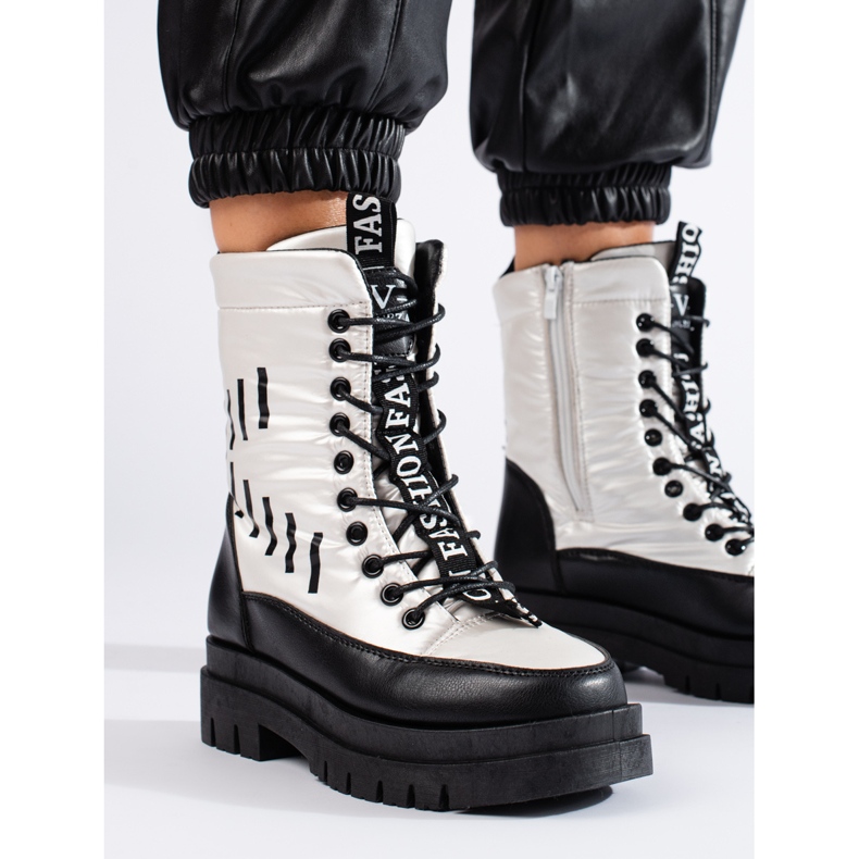 Dámské zateplené tašky na platformě Vinceza v černé a bílé barvě bílý 1