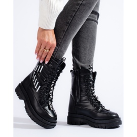 Dámské zateplené tašky na platformě Vinceza černé černý 1