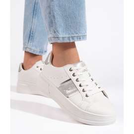 Bílé sportovní tenisky bílý 1 Bílé sportovní tenisky bílý 1