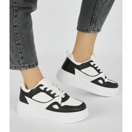 Černé dámské sportovní boty na platformě černý 2