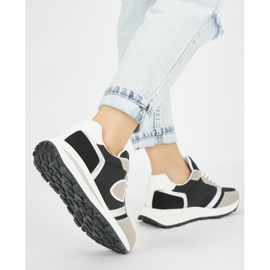 Dámské sportovní boty černé a béžové barvy černá 1