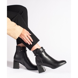 Černé elegantní dámské kotníkové boty černý 2