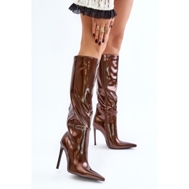 Patentované zateplené kozačky na vysokém podpatku s přezkou, hnědé tamelie hnědý 2