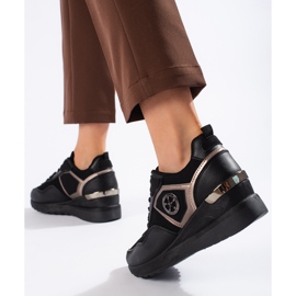 Dámské sportovní boty černé barvy černá 2 Dámské sportovní boty černé barvy černá 2