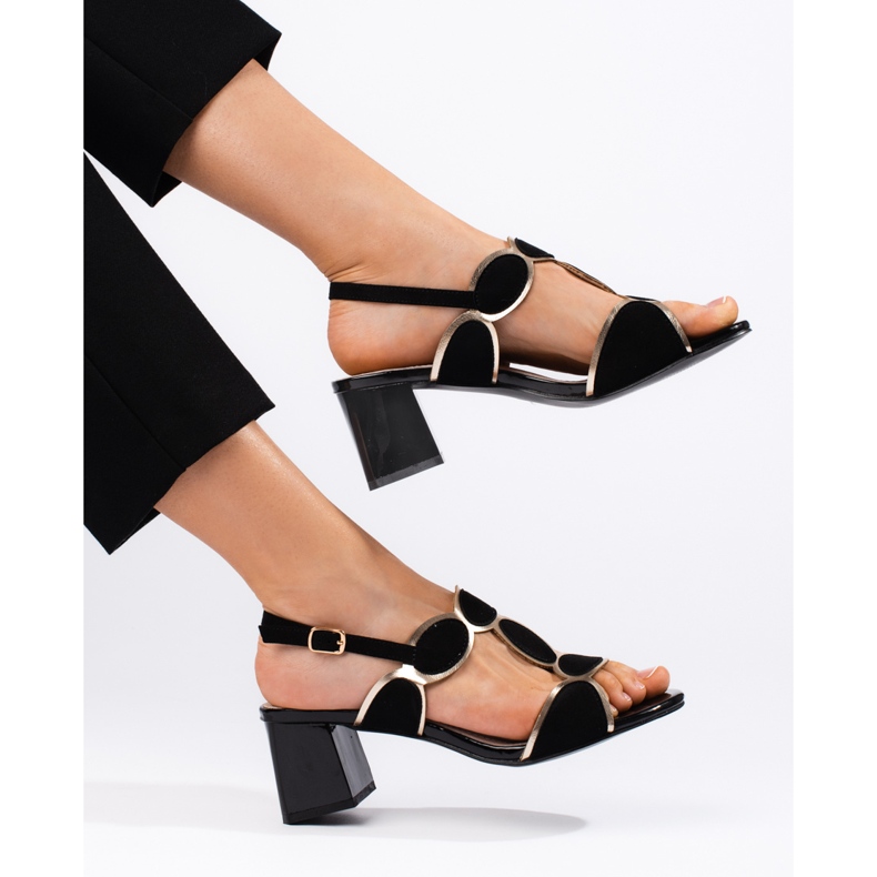 Goodin Černé dámské sandály s přezkou černá 1