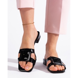 Klasické černé elegantní dámské žabky černý 1